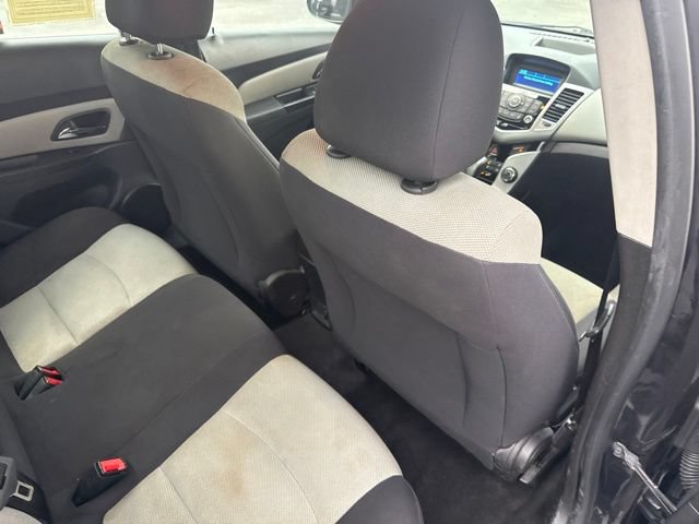 Used 2013 Chevrolet Cruze LS FWD image 15