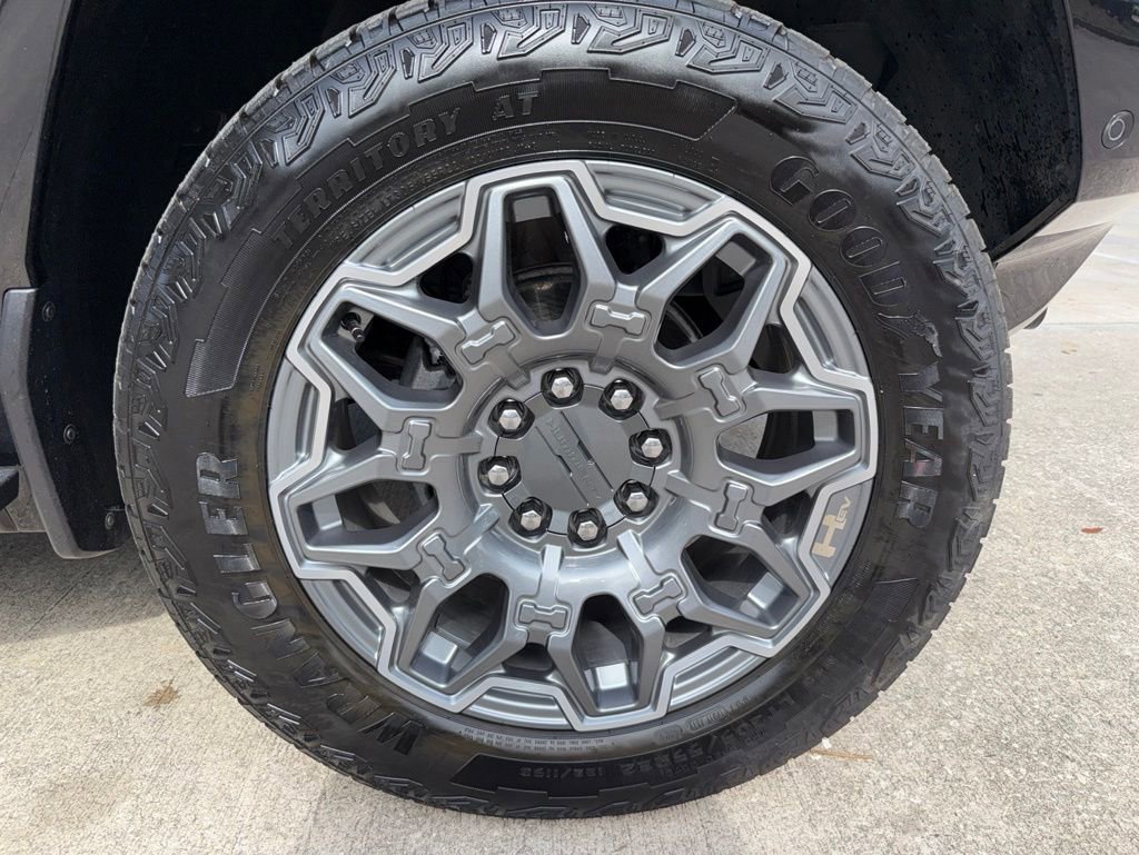 Used 2025 GMC Hummer EV 3X AWD/4WD image 52