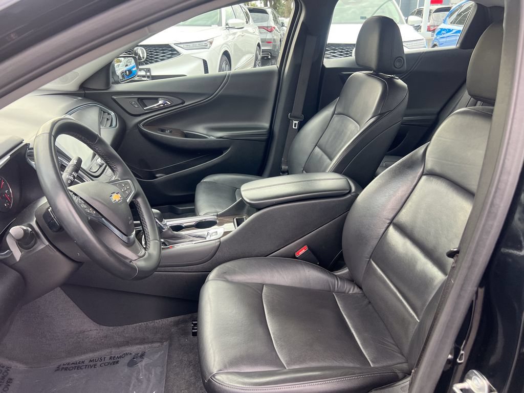 Used 2024 Chevrolet Malibu LT FWD image 12