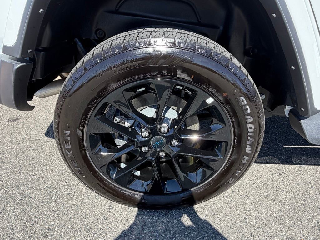 Certified 2025 Jeep Wrangler Unlimited Sahara image 15