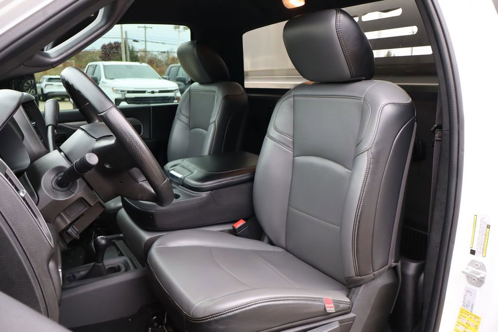 Used 2024 RAM 3500 Tradesman image 15