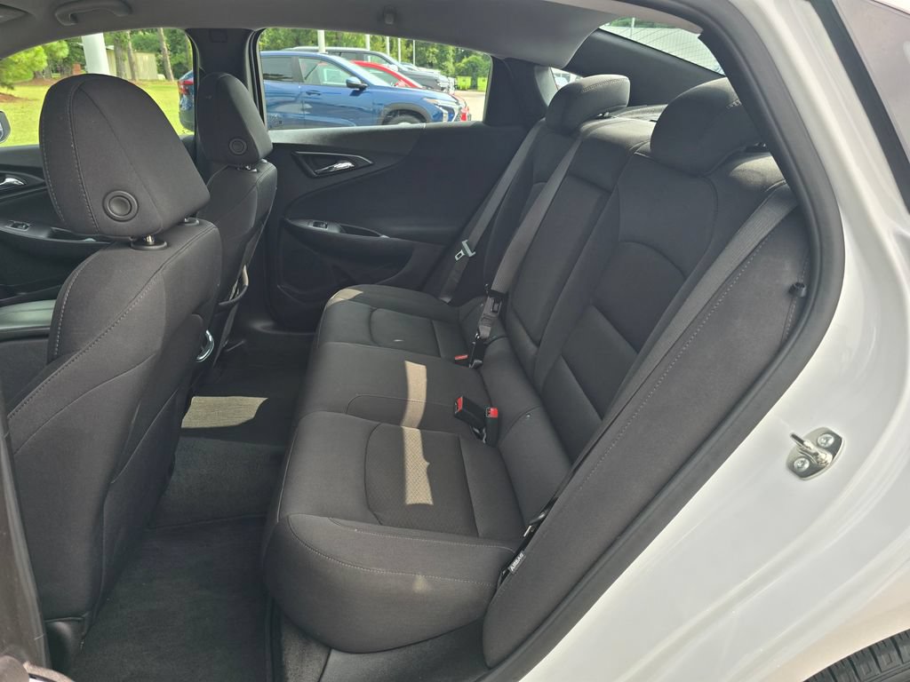 Certified 2025 Chevrolet Malibu LT FWD image 25