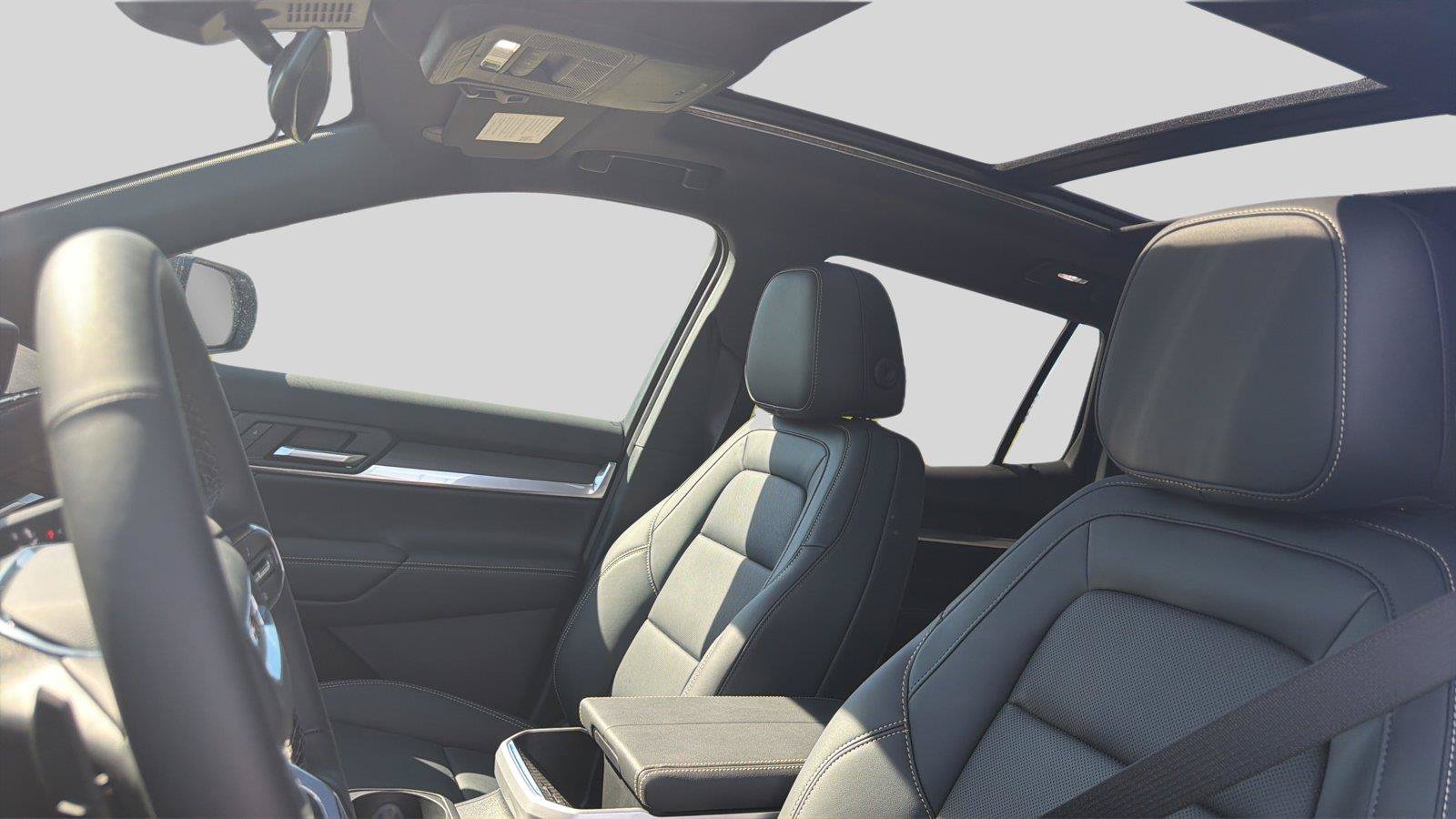 New 2027 GMC Terrain Elevation w/ Elevation Premium Package AWD/4WD image 18
