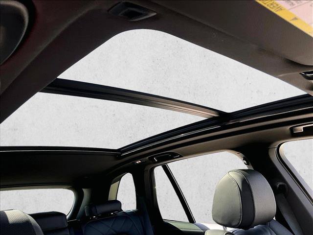 Used 2026 BMW X5 sDrive40i w/ M Sport Package RWD image 16