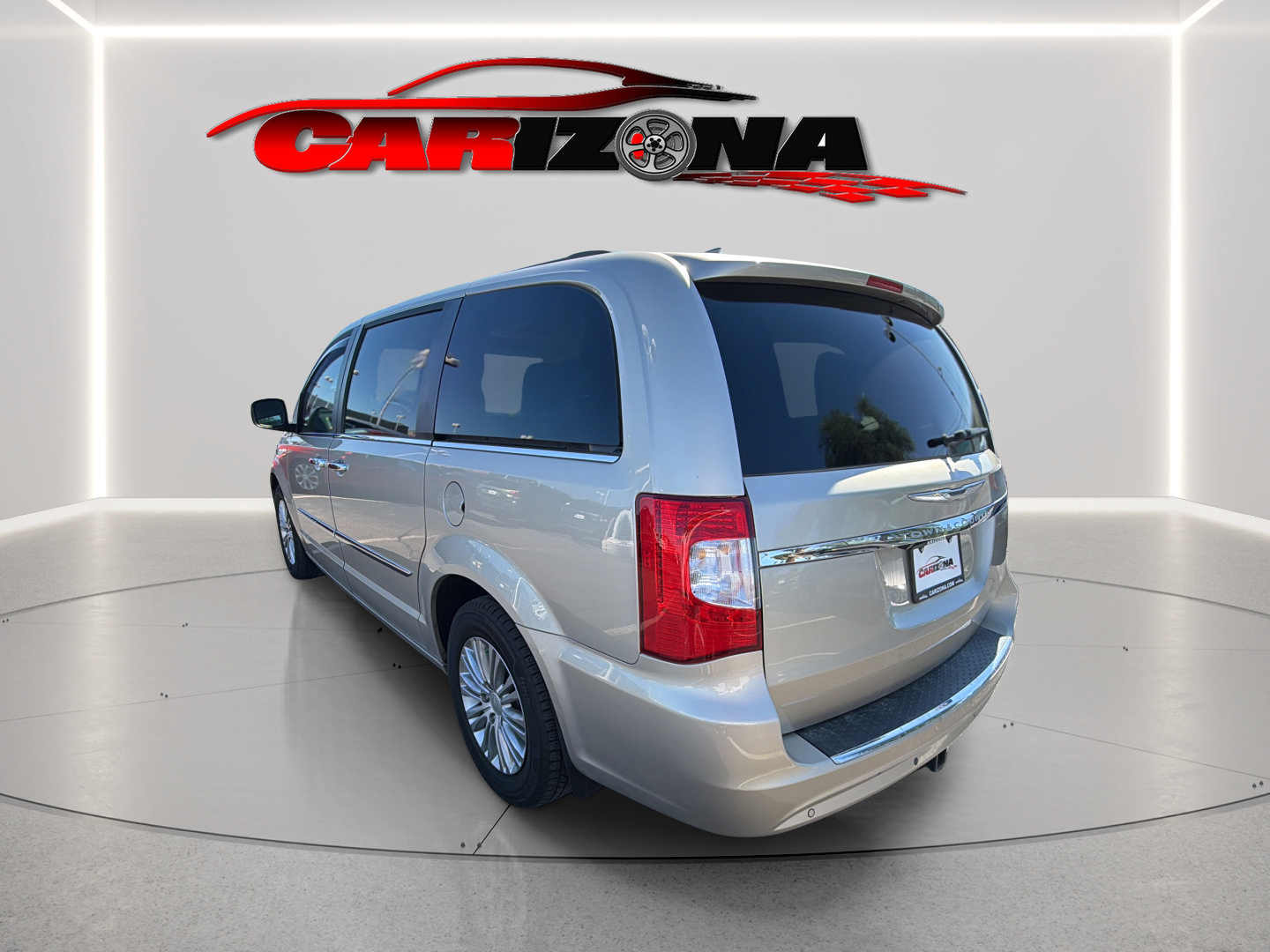 Used 2015 Chrysler Town & Country Touring-L w/ Driver Convenience Group FWD image 8