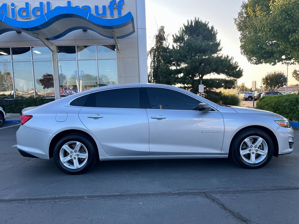 Used 2020 Chevrolet Malibu LS image 4