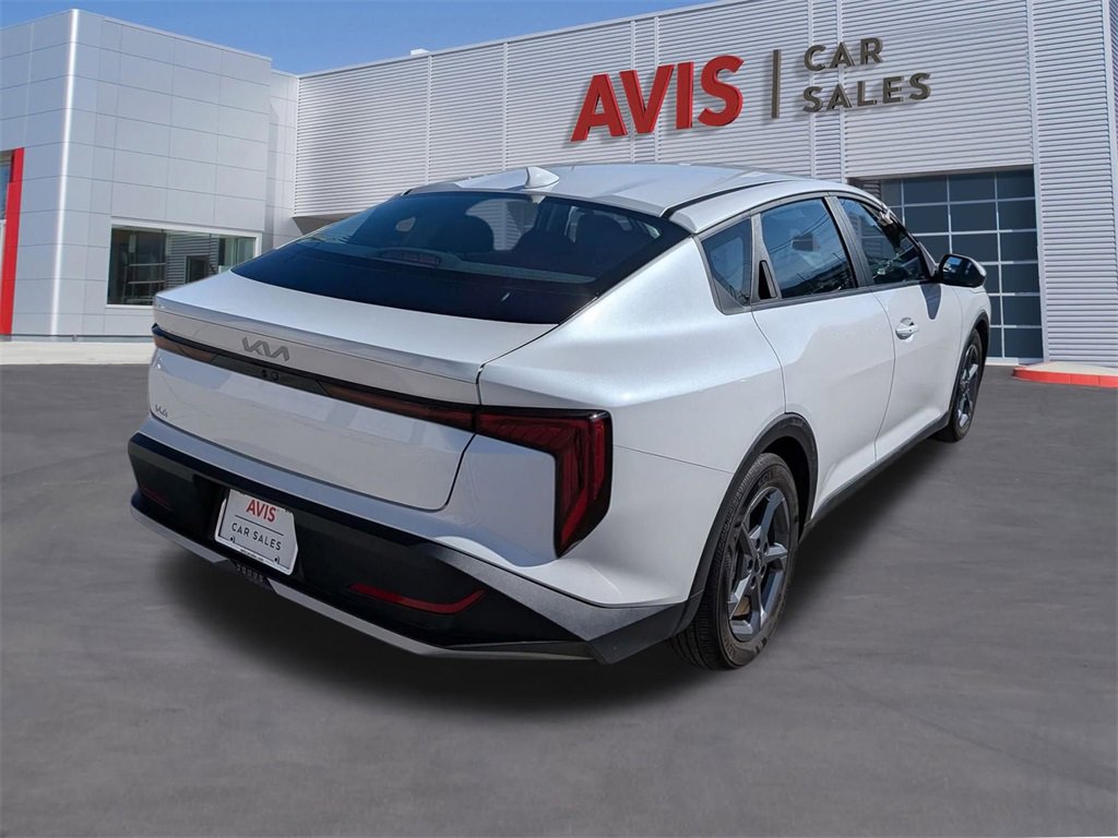 Used 2025 Kia K4 LXS image 6