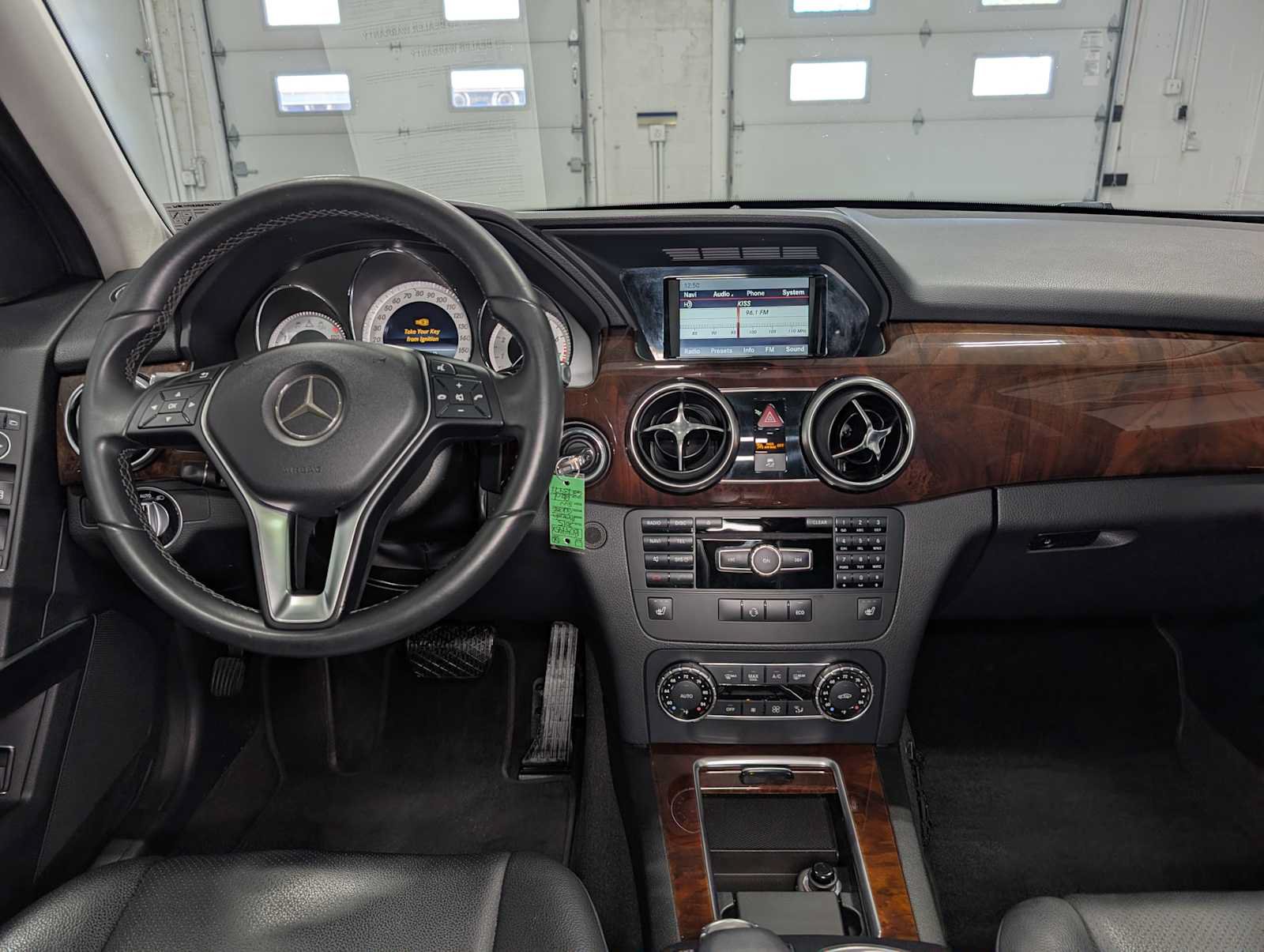 Used 2015 Mercedes-Benz GLK 350 4MATIC image 18