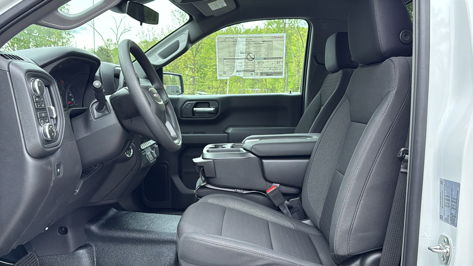 New 2026 GMC Sierra 1500 Pro AWD/4WD image 8