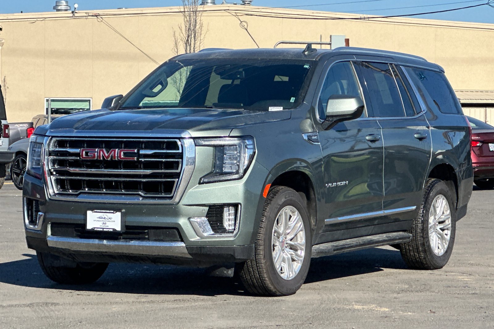 Used 2023 GMC Yukon SLT AWD/4WD image 8