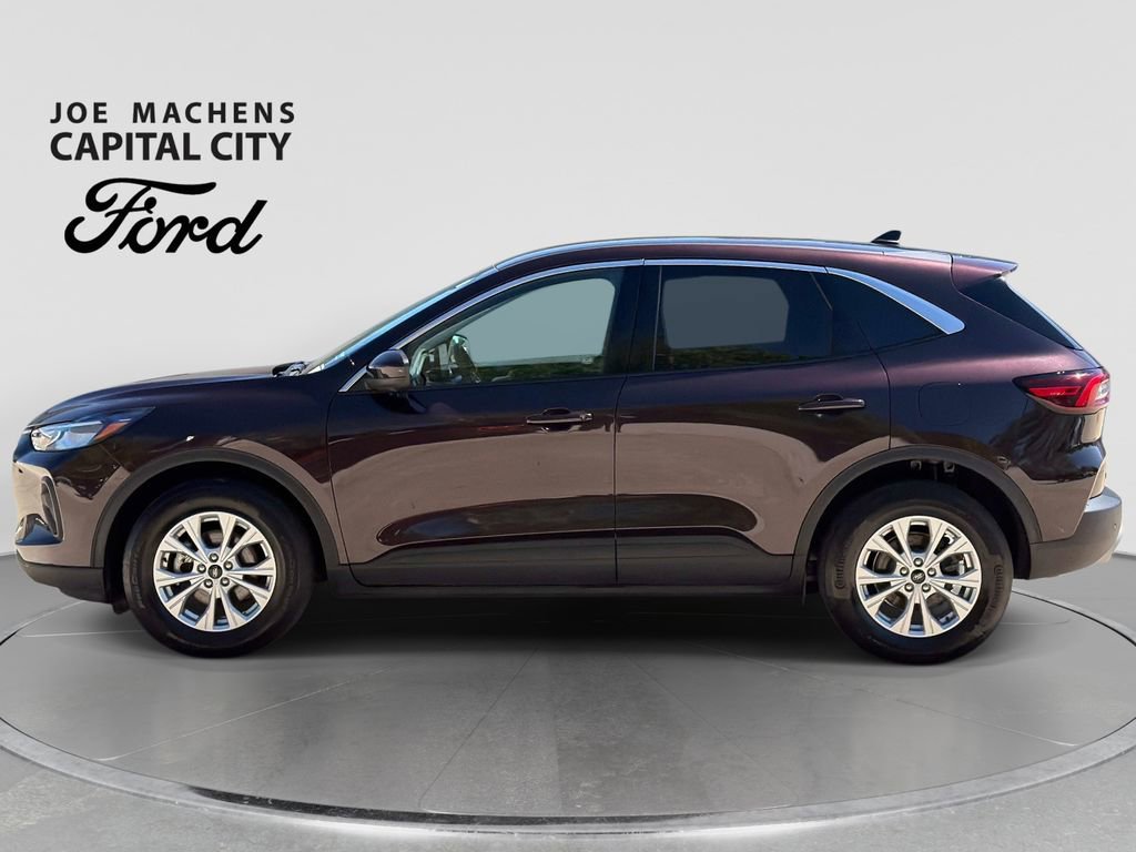 Used 2023 Ford Escape Active w/ Tech Pack #2 AWD/4WD image 8