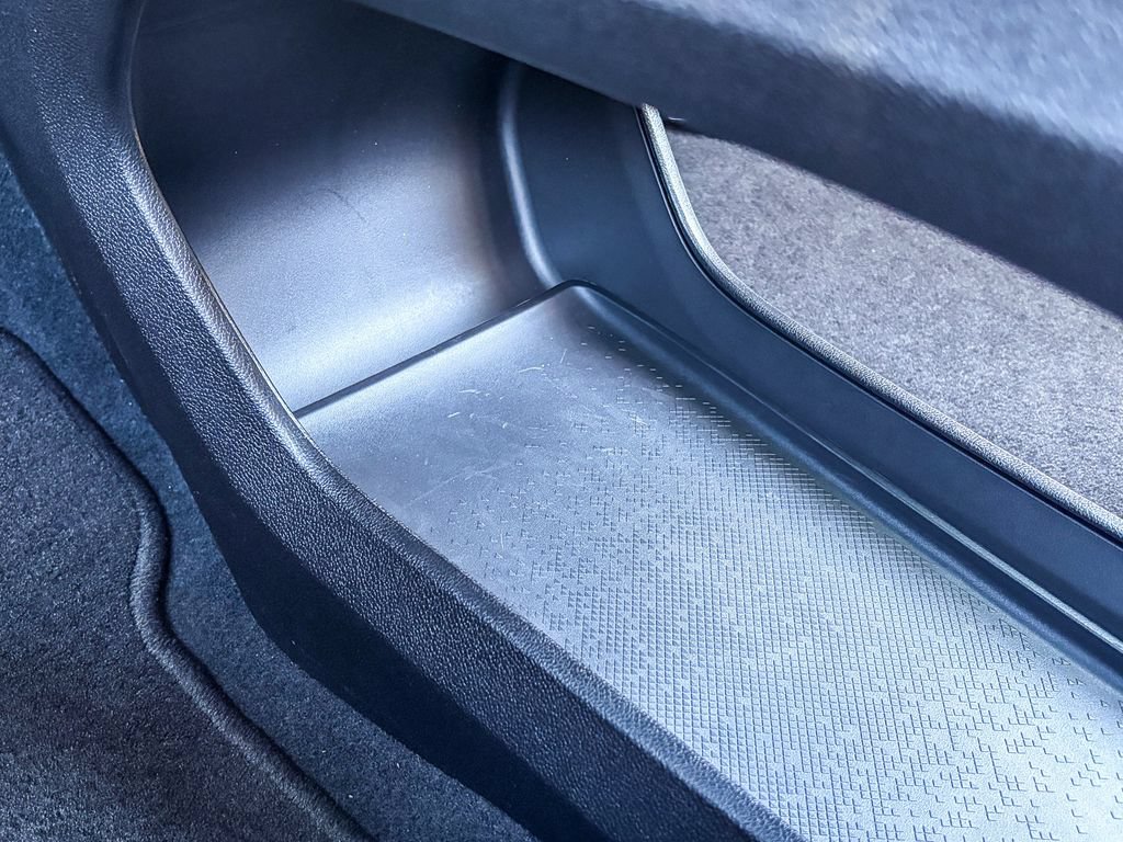 Used 2023 Chevrolet Bolt LT w/ Infotainment Package FWD image 49