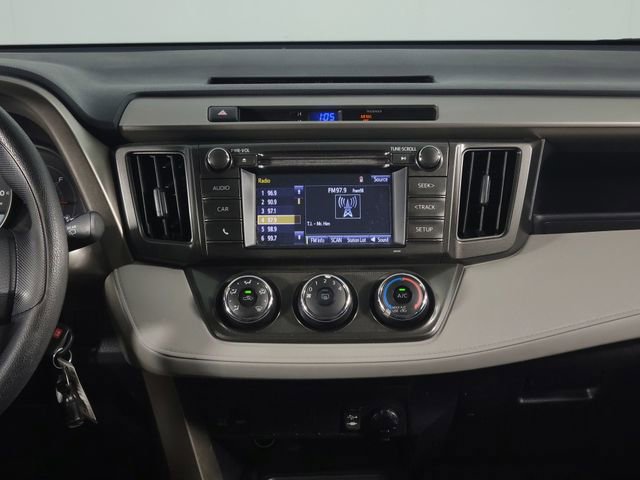 Used 2015 Toyota RAV4 LE AWD/4WD image 21