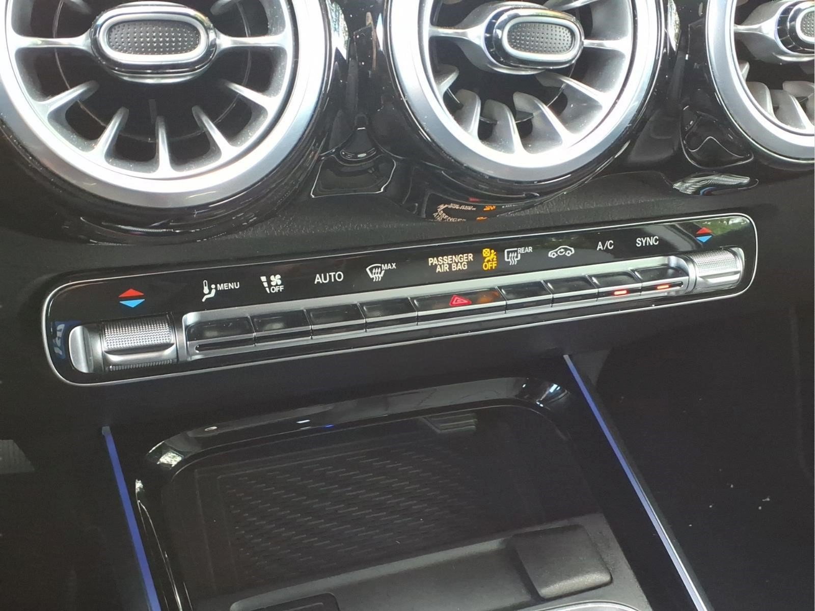 Certified 2025 Mercedes-Benz GLB 250 4MATIC image 19