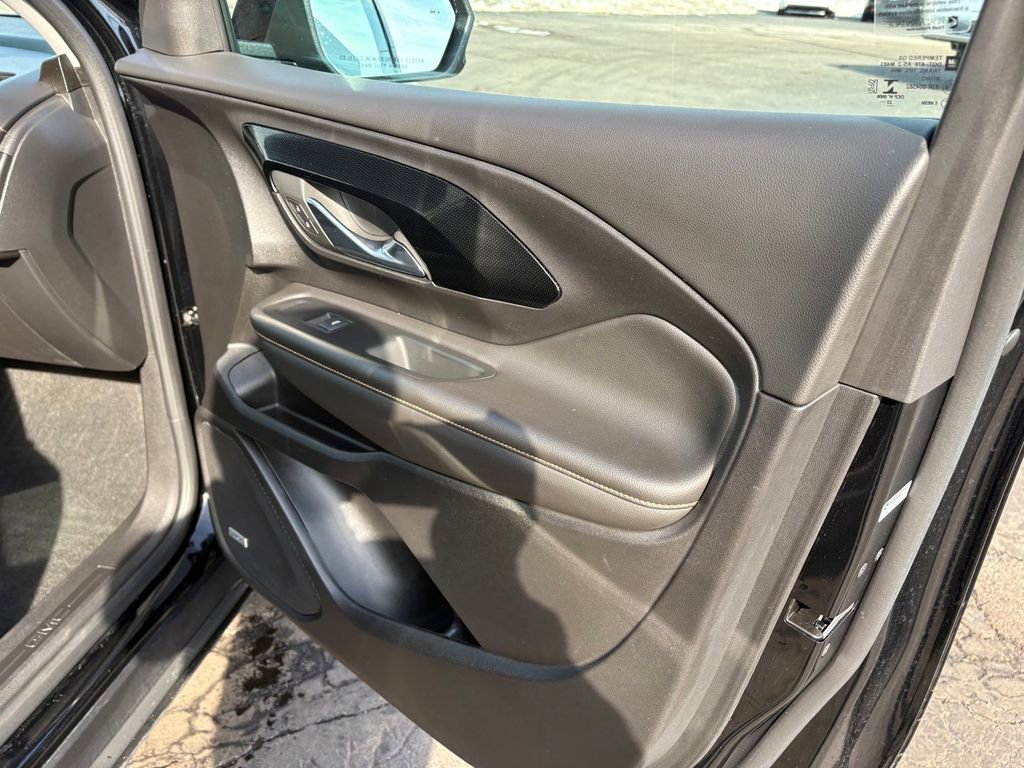 Used 2023 GMC Terrain AT4 w/ Infotainment Package II AWD/4WD image 11