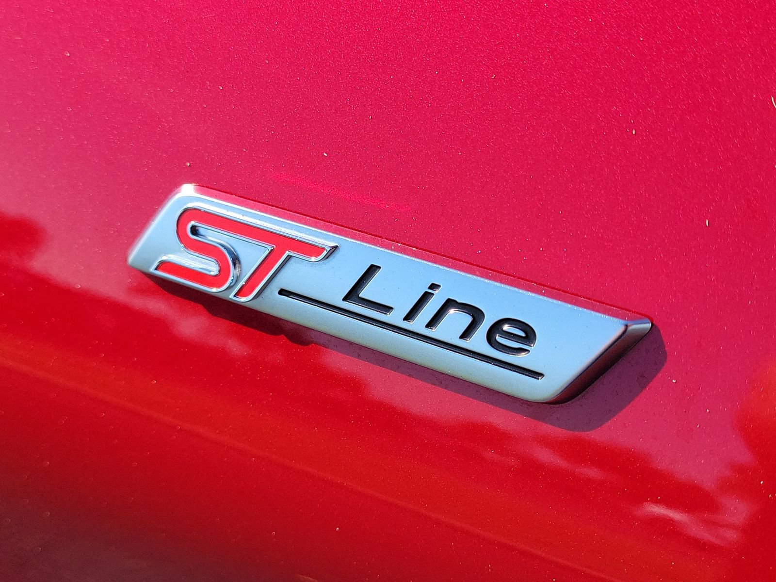 Used 2025 Ford Explorer ST-Line w/ Premium Package RWD image 8