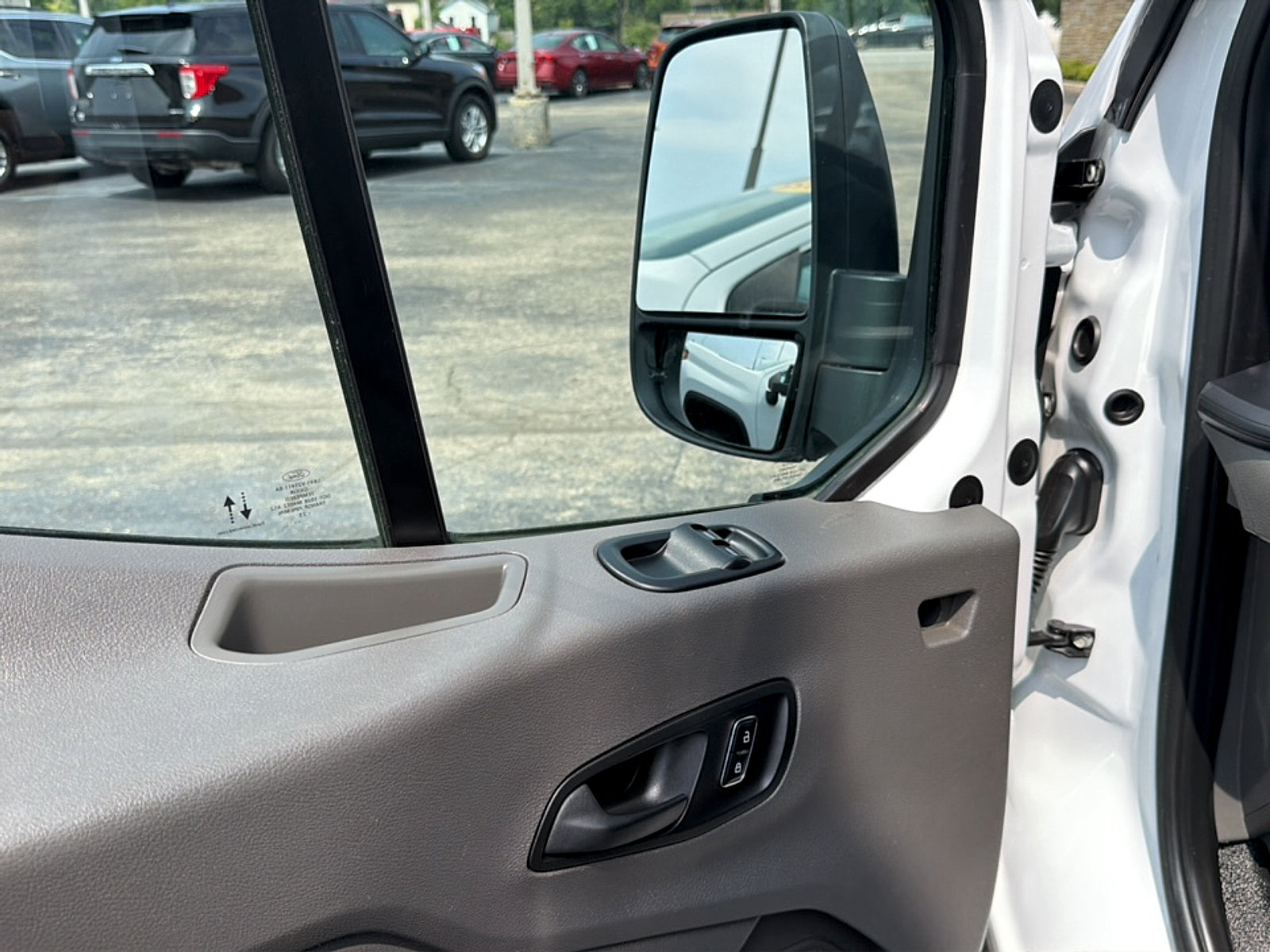 Used 2023 Ford Transit 250 Medium Roof AWD image 13