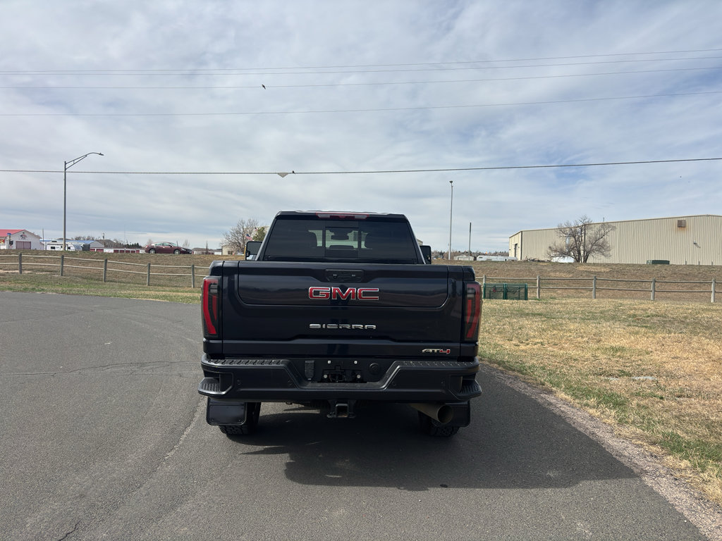 Used 2024 GMC Sierra 3500 AT4 w/ AT4 Preferred Package image 7
