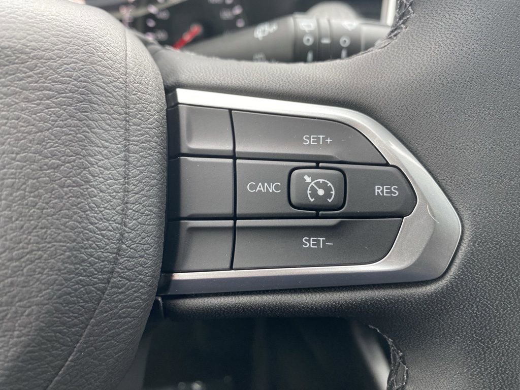 New 2026 Jeep Compass Latitude AWD/4WD image 24