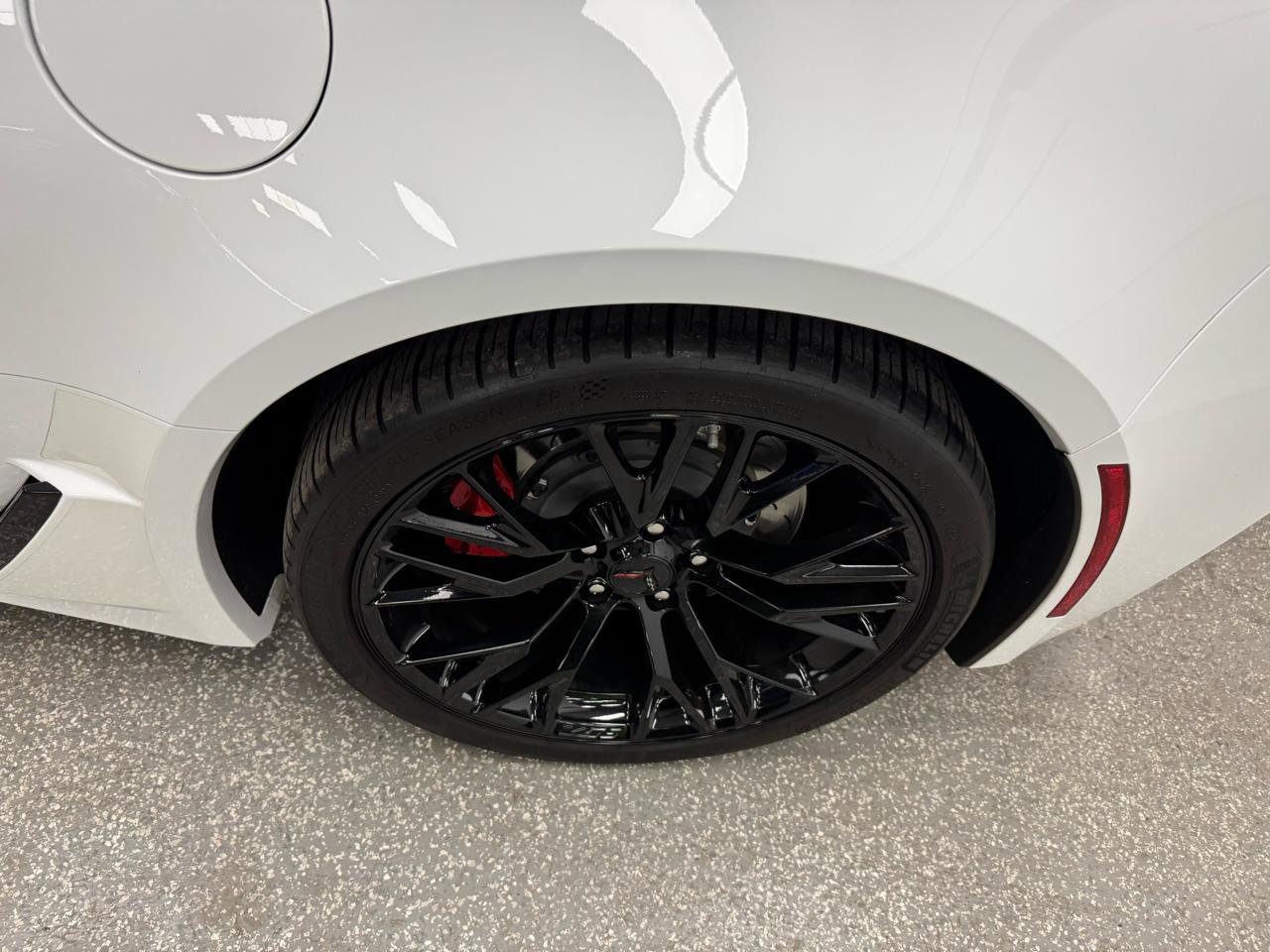 Used 2019 Chevrolet Corvette Z06 image 23