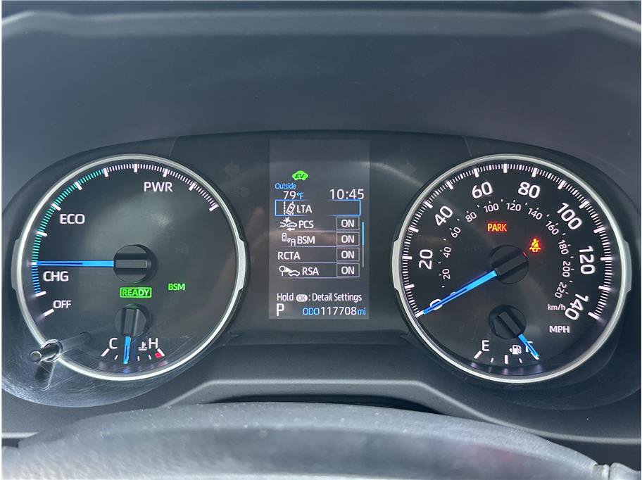 Used 2021 Toyota RAV4 XLE Premium AWD/4WD image 20