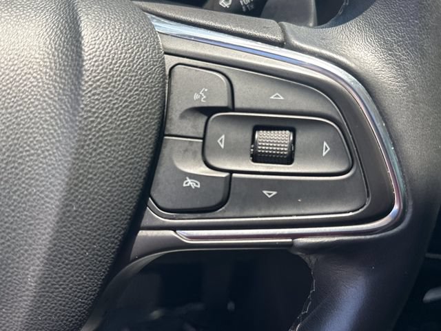 Used 2021 Buick Envision Essence AWD/4WD image 25