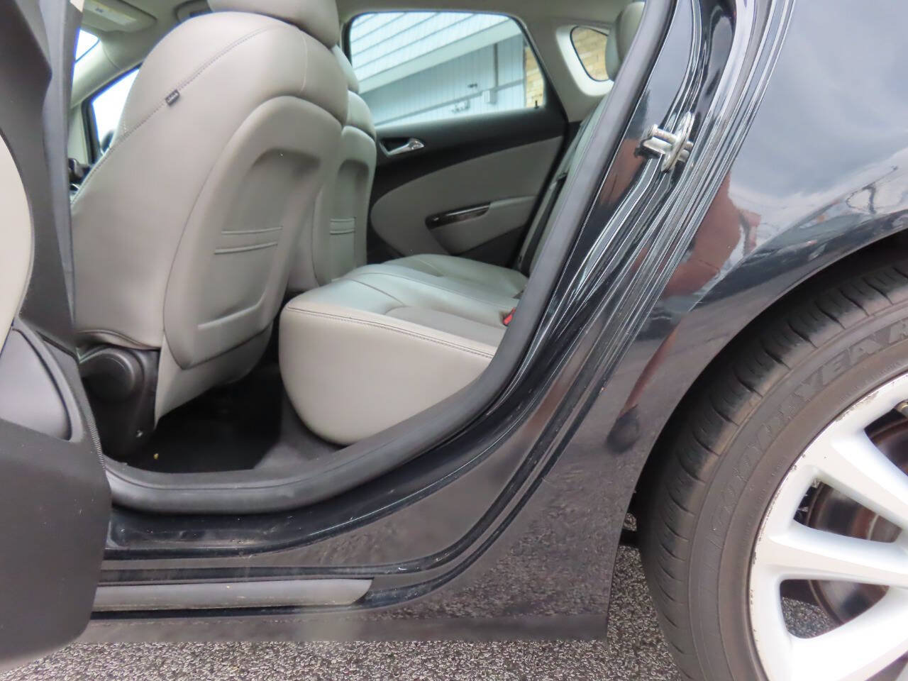 Used 2013 Buick Verano FWD image 13