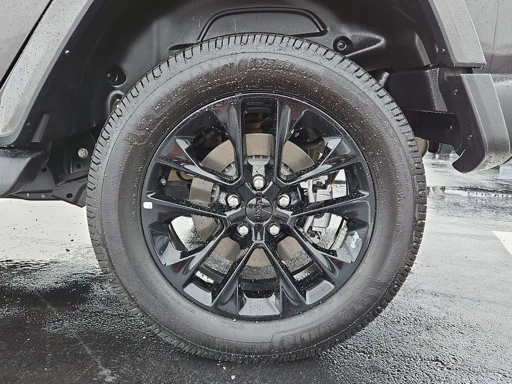 Used 2021 Jeep Wrangler Unlimited Sahara w/ Cold Weather Group image 33