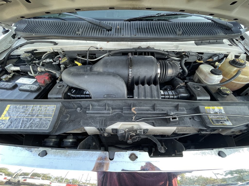 Used 2009 Ford E-350 and Econoline 350 XLT RWD image 8