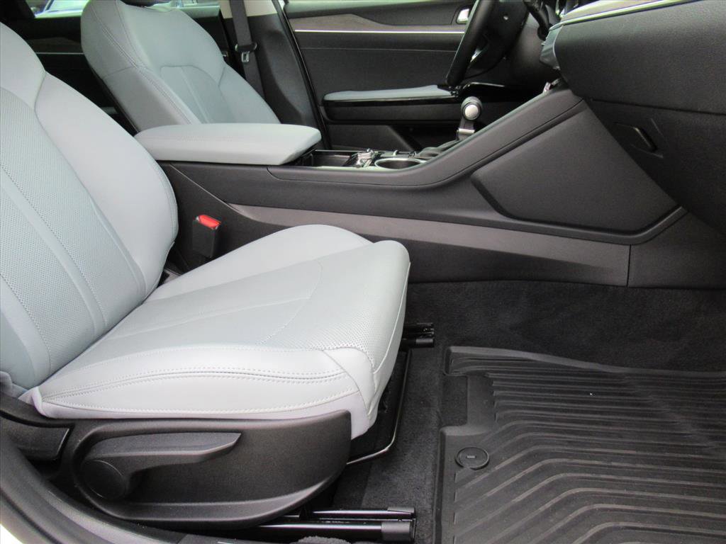 Used 2023 Kia K5 EX image 9