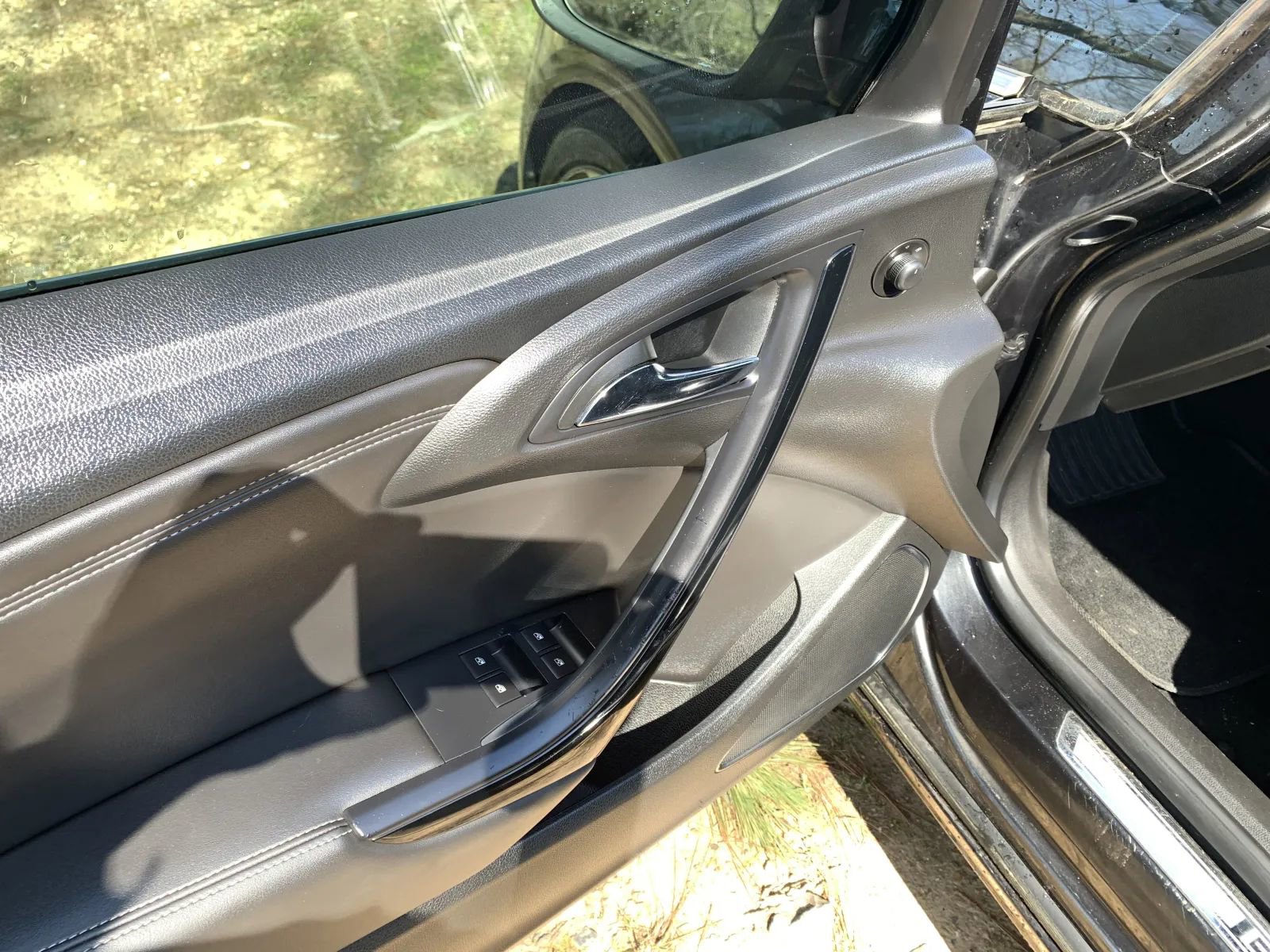 Used 2016 Buick Cascada Premium image 22