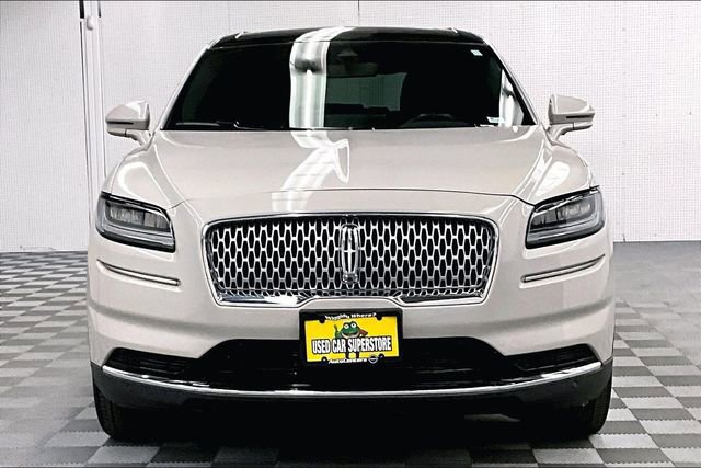 Used 2022 Lincoln Nautilus Reserve w/ Equipment Group 201A AWD/4WD image 4
