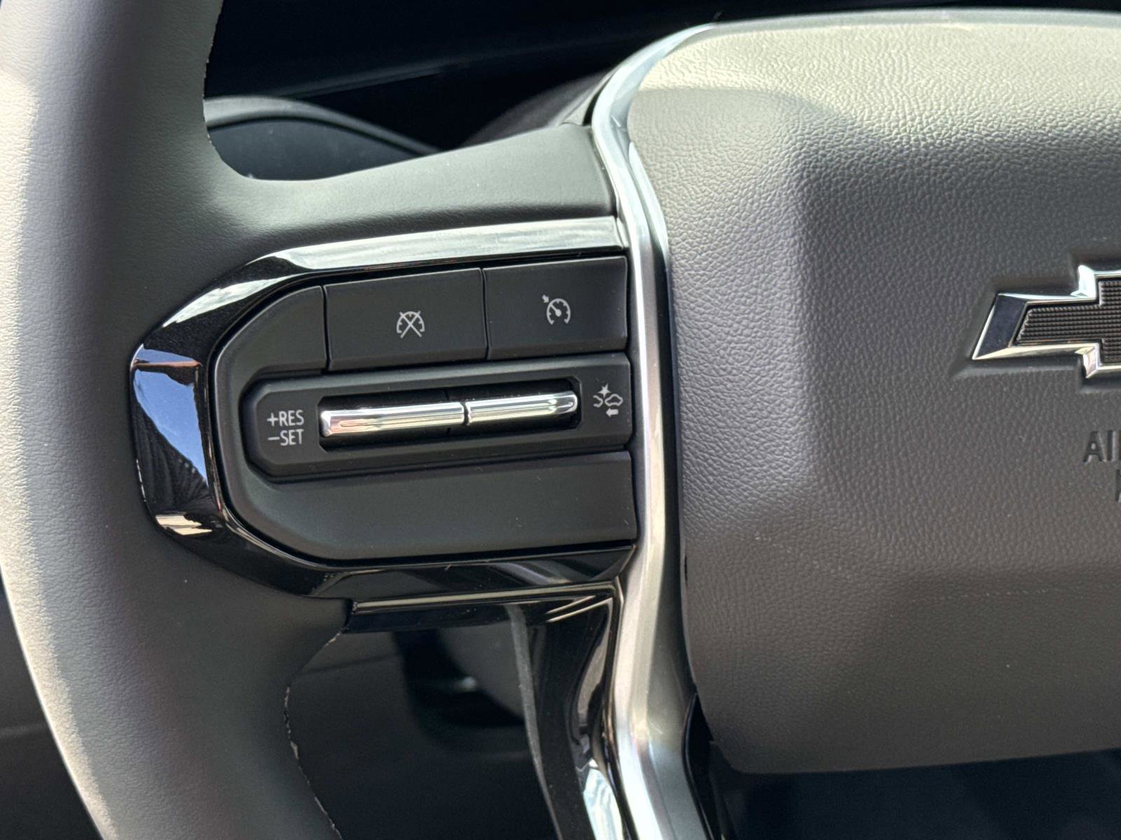 New 2026 Chevrolet Colorado ZR2 w/ Technology Package image 22