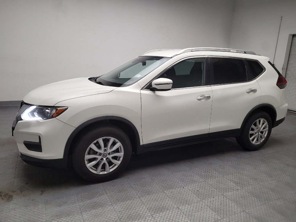 Used 2020 Nissan Rogue SV FWD image 2