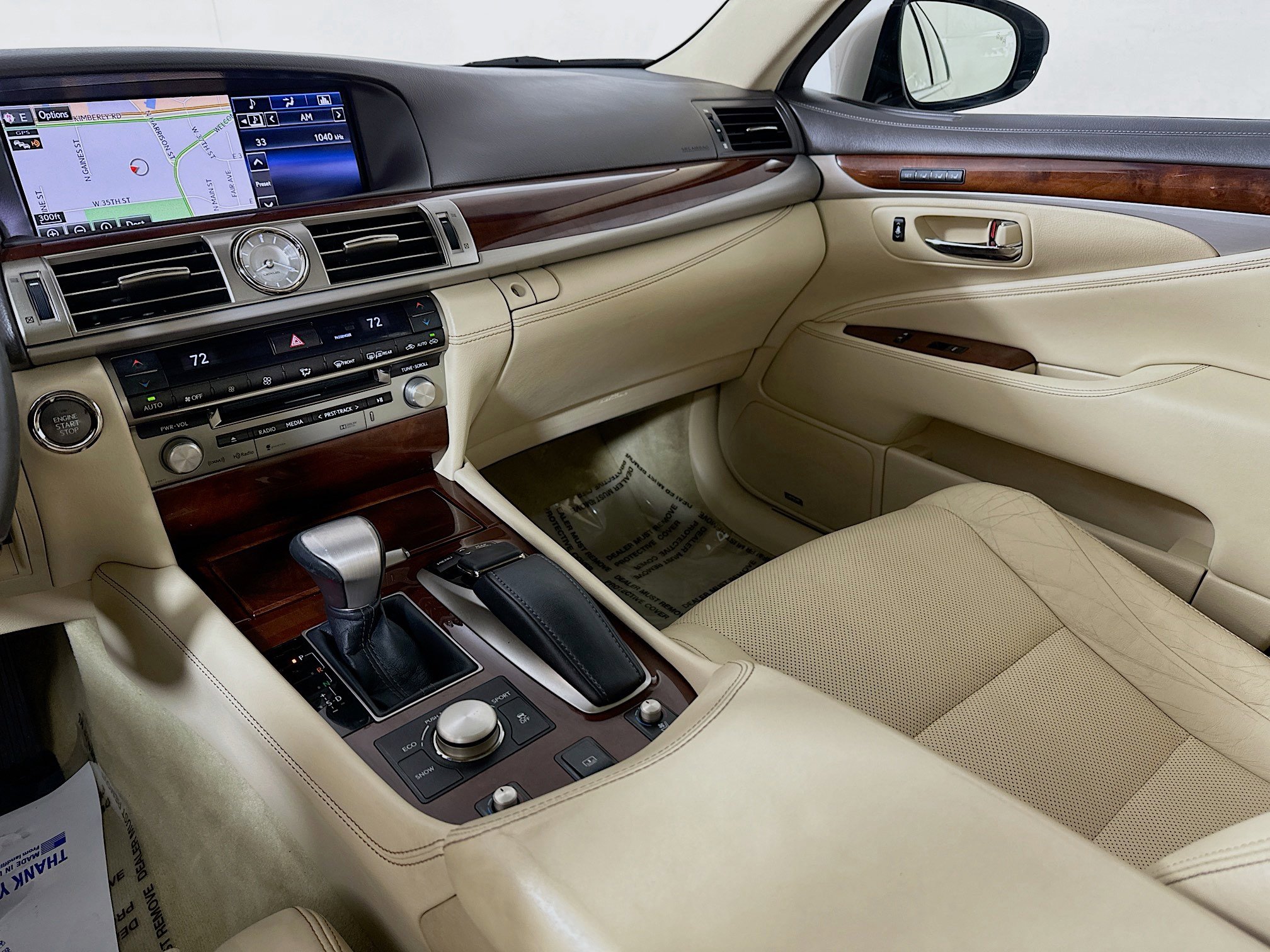 Used 2015 Lexus LS 460 AWD w/ Comfort Package image 25