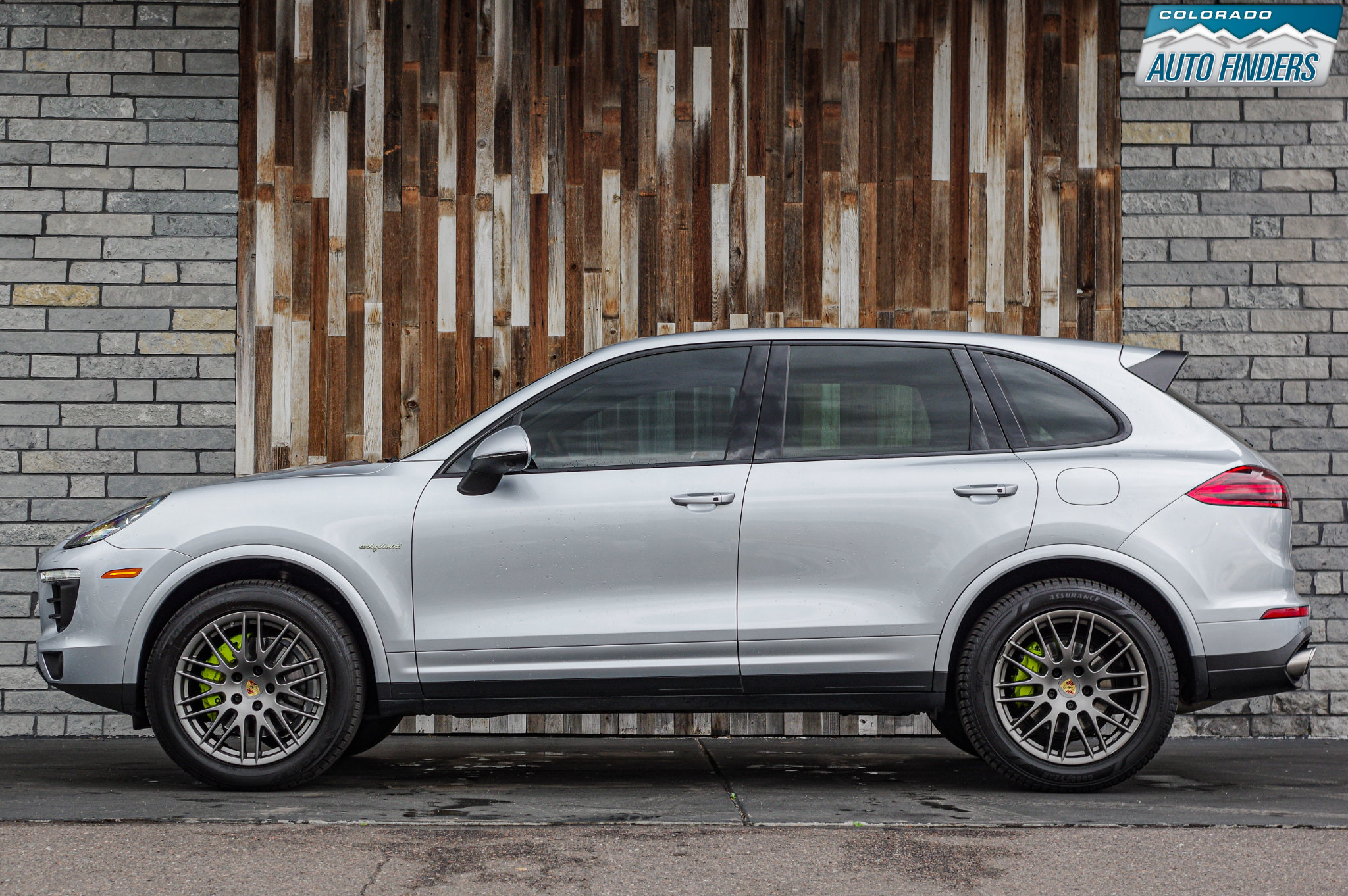 Used 2017 Porsche Cayenne S image 3