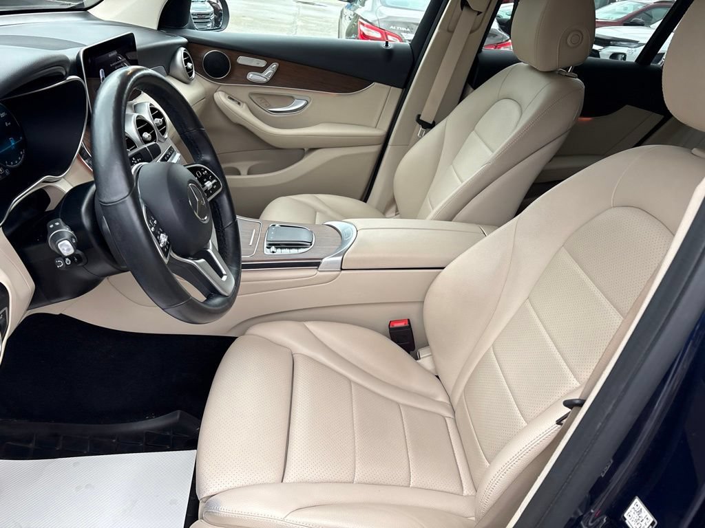 Used 2022 Mercedes-Benz GLC 300 4MATIC image 9