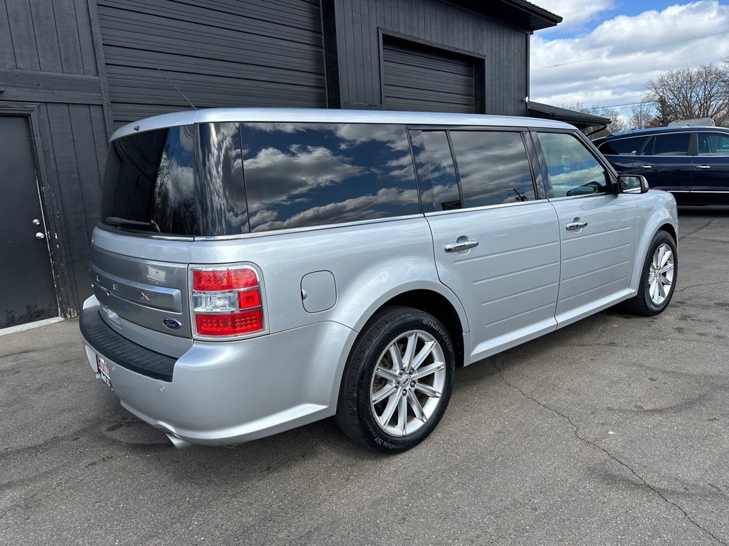 Used 2019 Ford Flex Limited w/ Equipment Group 301A image 3