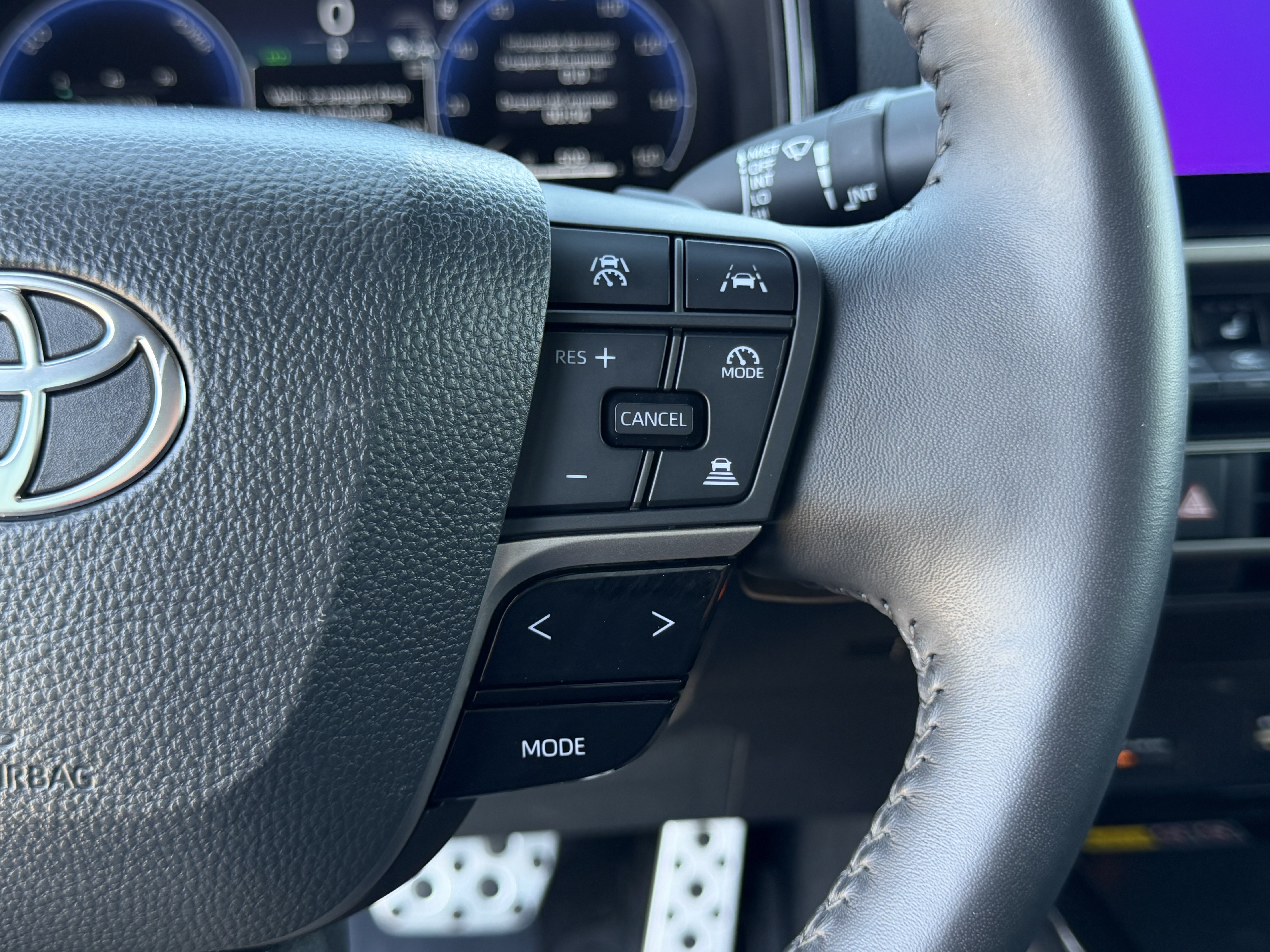 Used 2026 Toyota Camry XSE FWD image 25