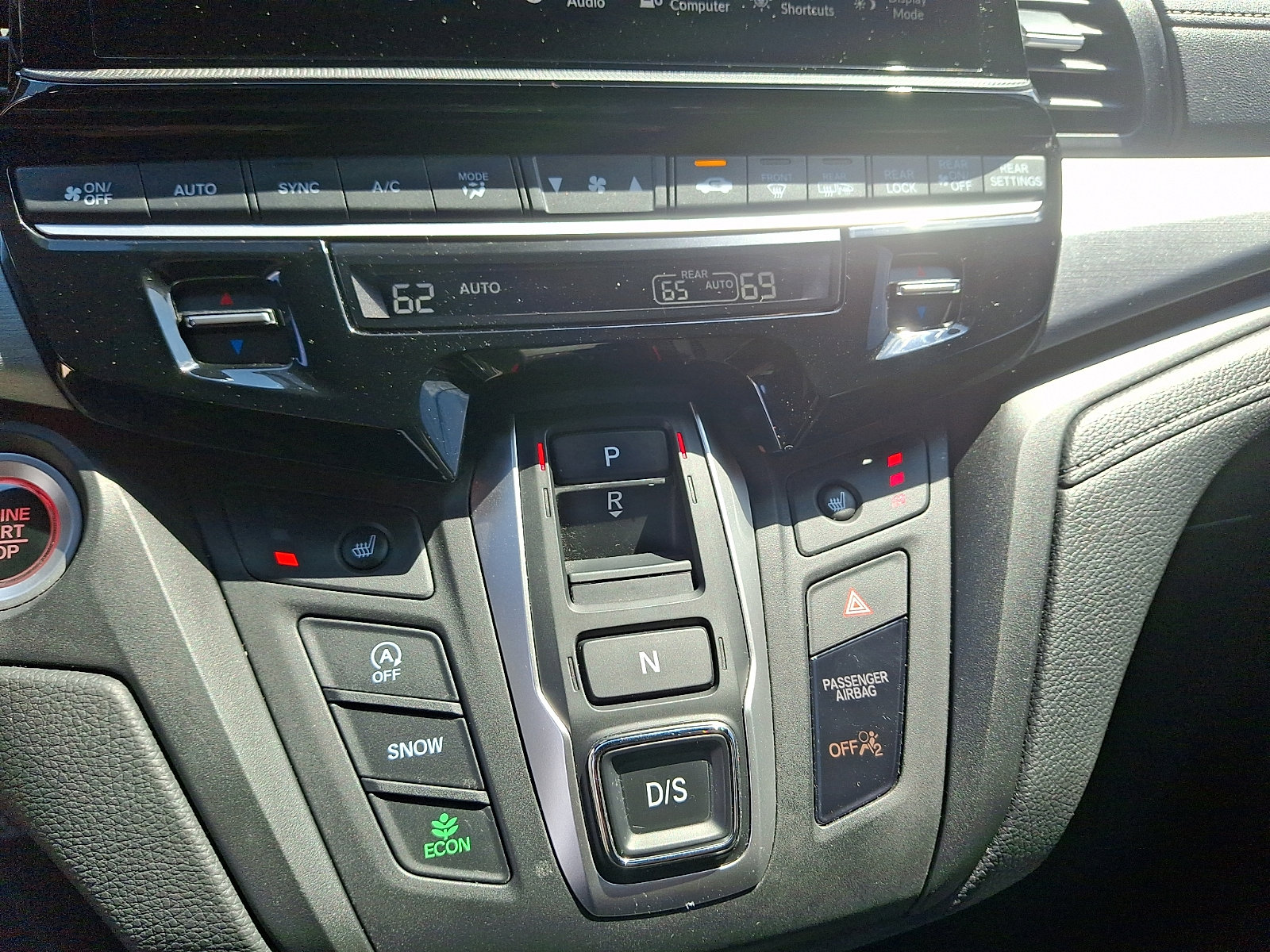 Used 2025 Honda Odyssey Sport-L image 22