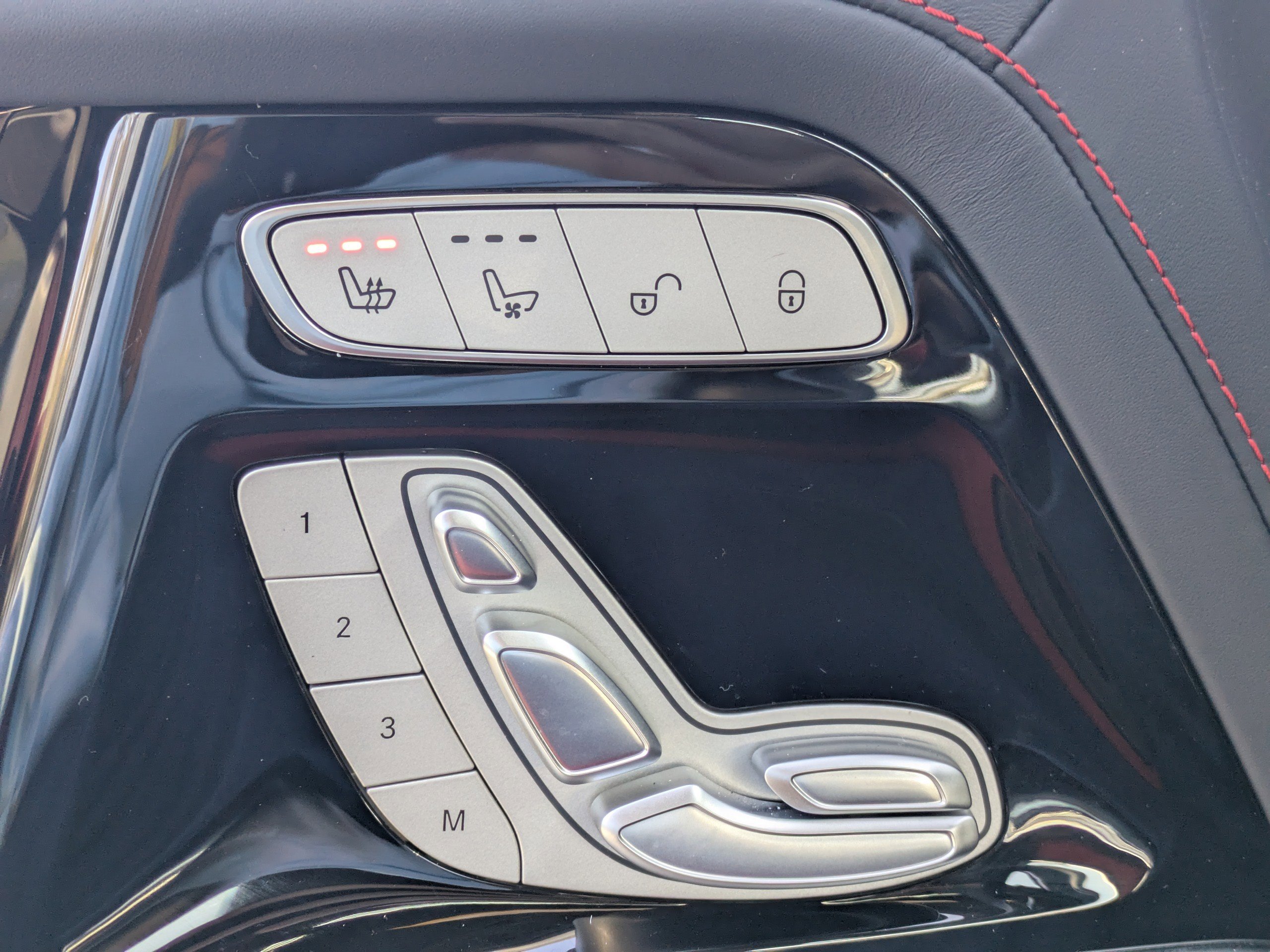 Used 2025 Mercedes-Benz G 63 AMG 4MATIC image 28