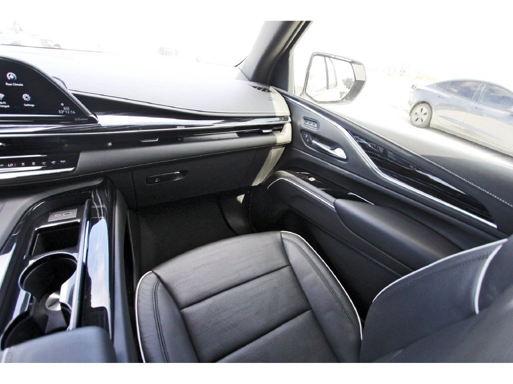 Used 2021 Cadillac Escalade Sport w/ Driver Assist Tech Package AWD/4WD image 10
