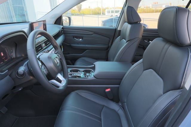 New 2026 Honda Pilot Touring image 10