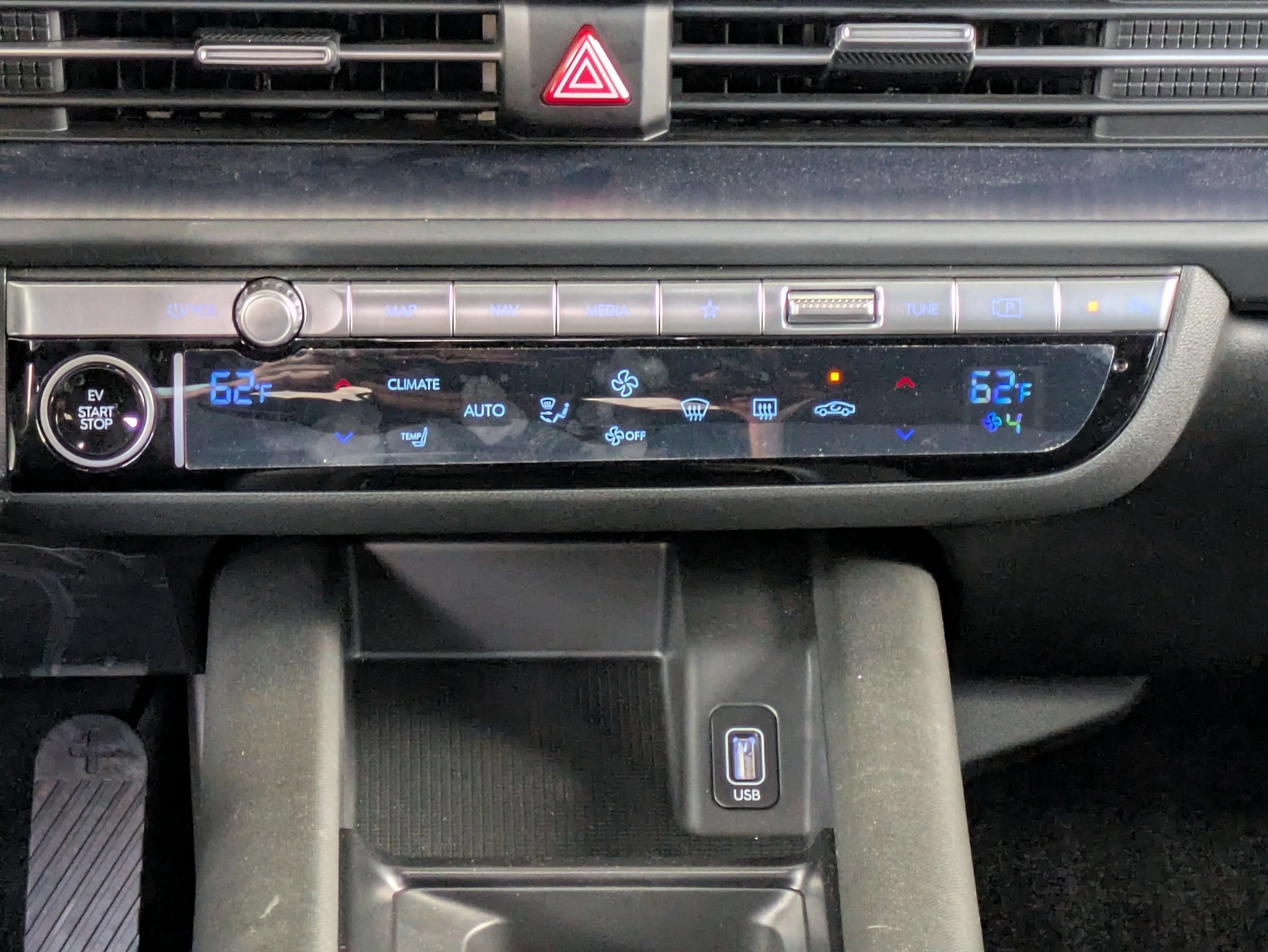 Certified 2025 Hyundai Ioniq 6 SE RWD image 31