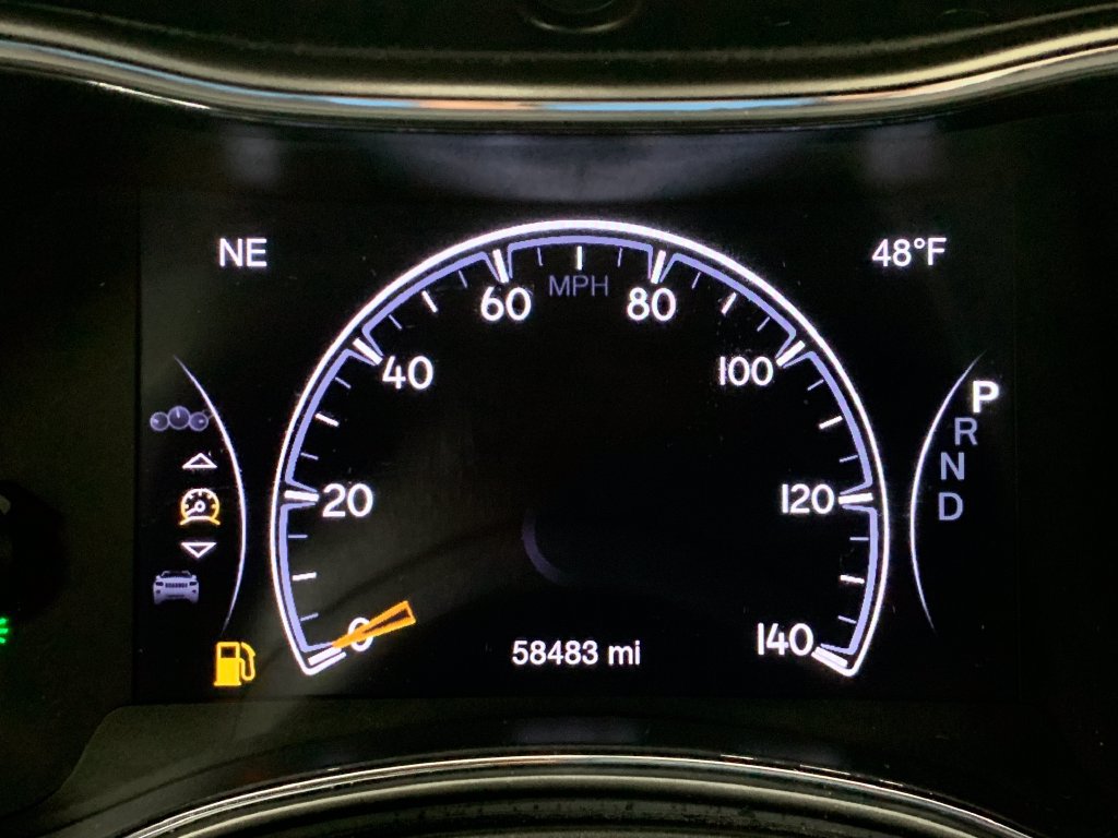 Used 2019 Jeep Grand Cherokee Altitude AWD/4WD image 31