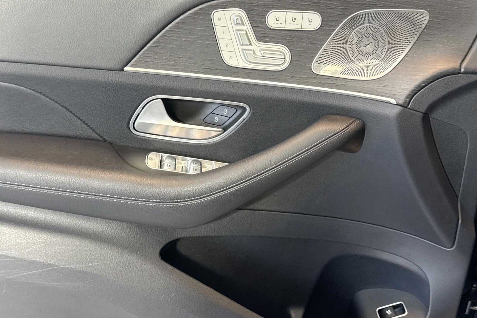 Used 2022 Mercedes-Benz GLE 350 4MATIC image 17