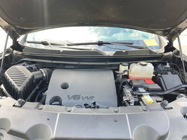 Used 2023 Chevrolet Traverse LT FWD image 28