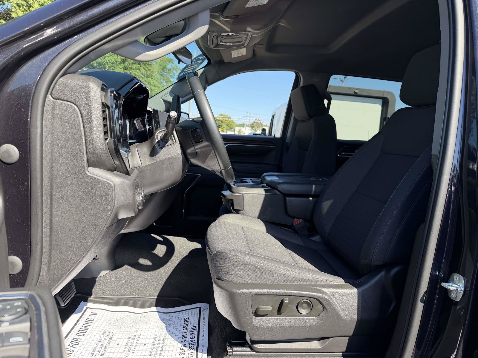 Certified 2023 Chevrolet Silverado 1500 RST AWD/4WD image 17