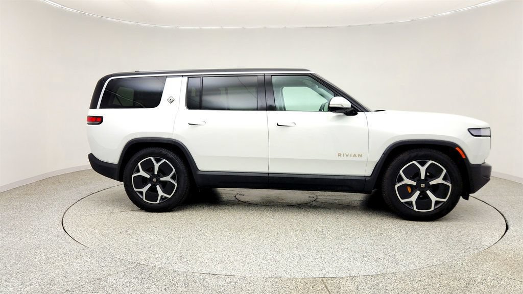 Used 2024 Rivian R1S Adventure AWD/4WD image 4