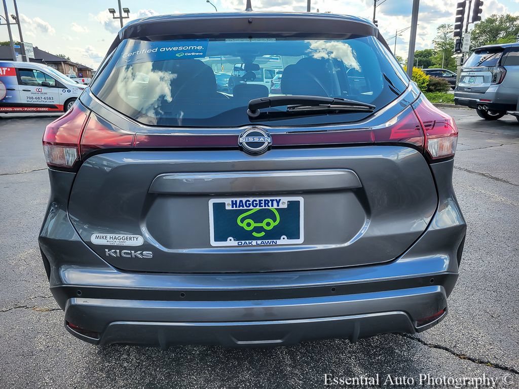 Used 2023 Nissan Kicks S FWD image 5